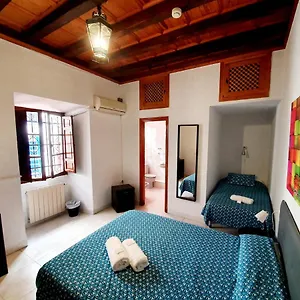 Arc House Only Adults Casa de hóspedes